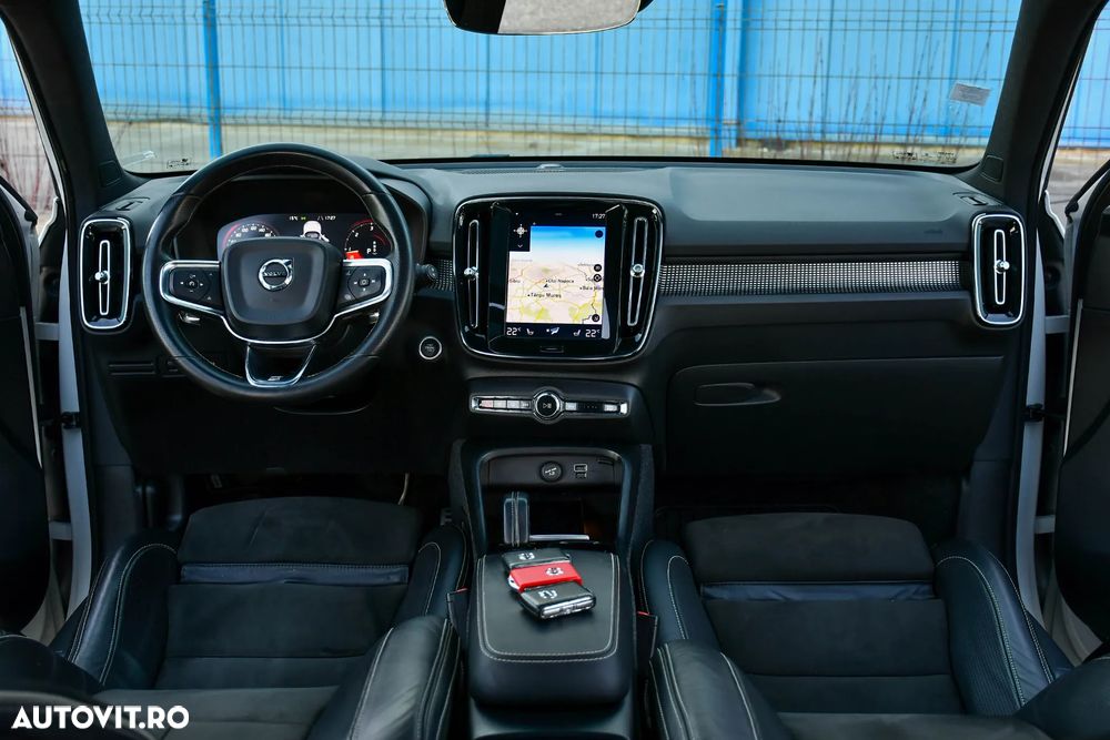 Volvo XC 40 D4 AWD Geartronic R-Design - 6