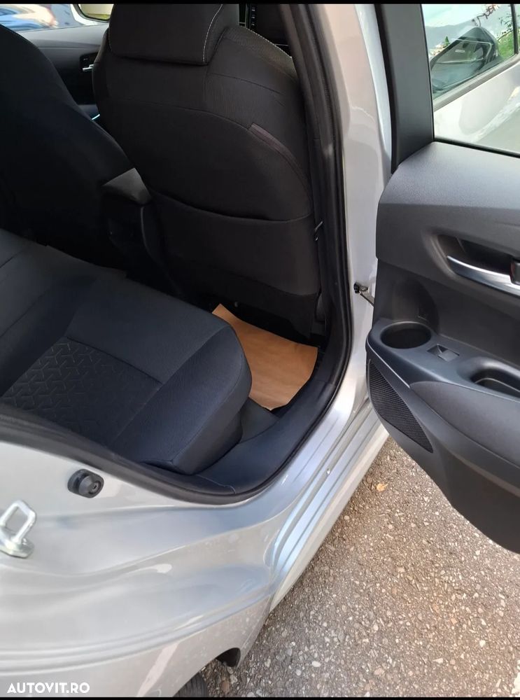 Toyota Corolla 1.8 HSD Dynamic - 19