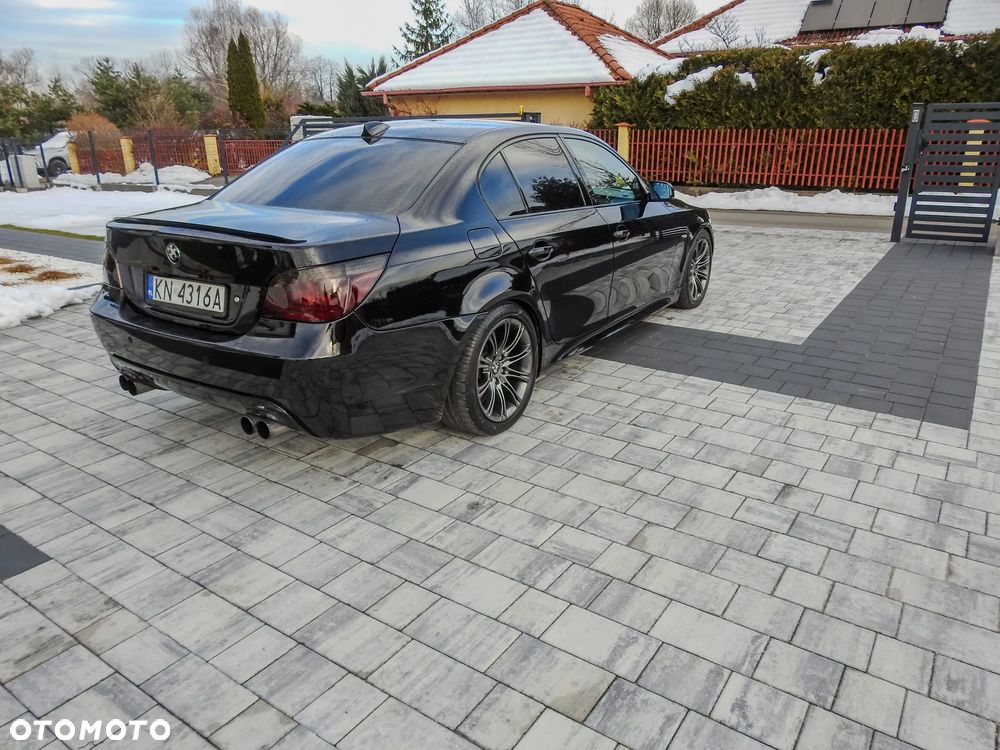 BMW Seria 5 525d - 10