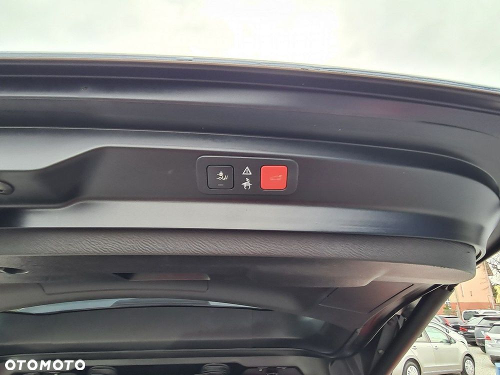 Peugeot 5008 1.5 BlueHDi Allure Pack S&S EAT8 - 38