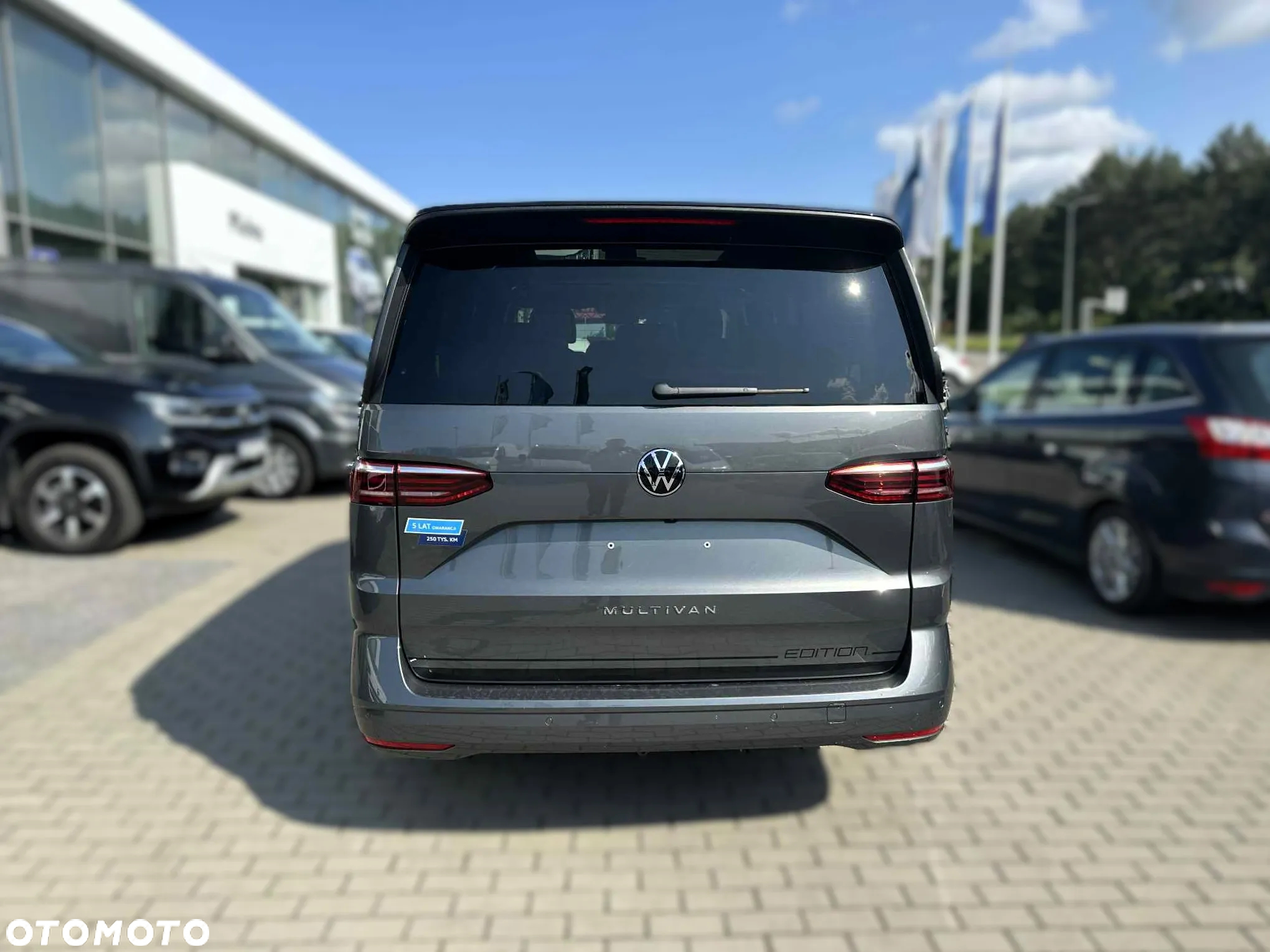 Volkswagen Multivan 2.0 TSI L2 Edition DSG - 3