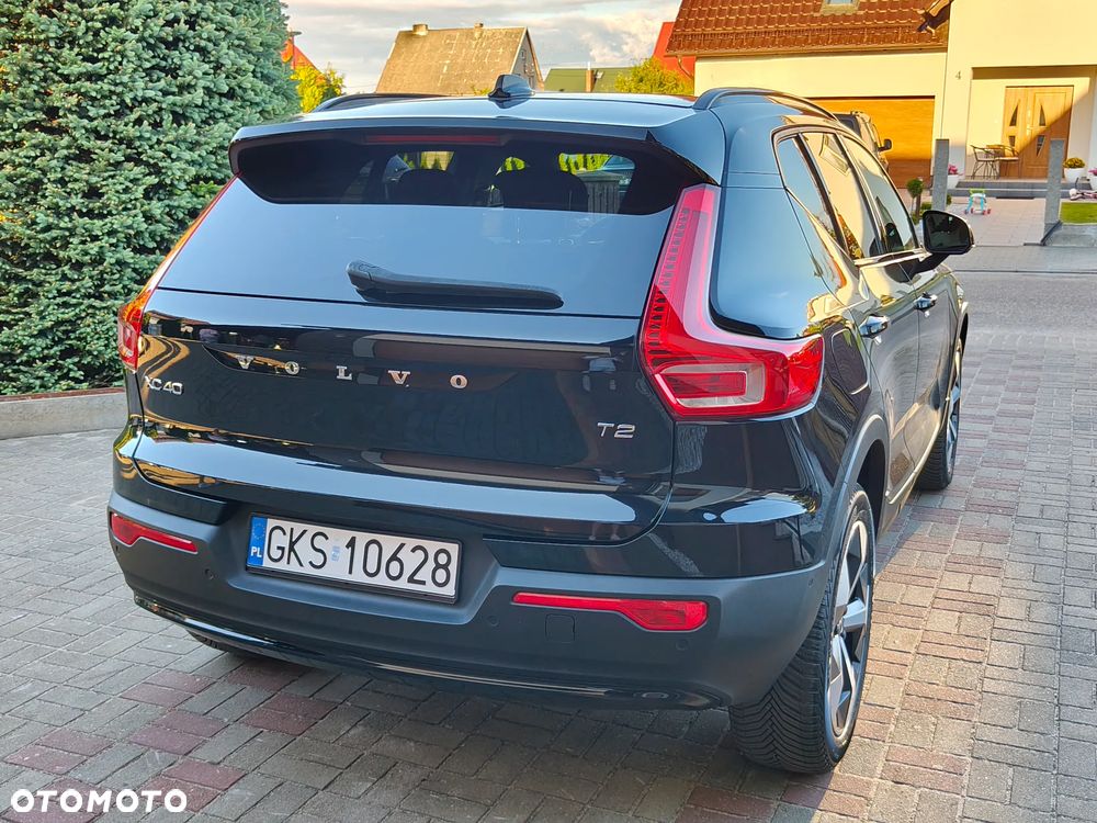 Volvo XC 40 T2 Plus Dark - 5