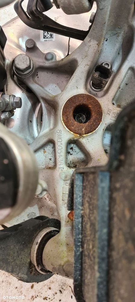 audi a4 a5 8w zawieszenie prawe zwrotnica piasta - 3