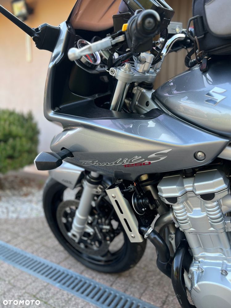 Suzuki Bandit - 19