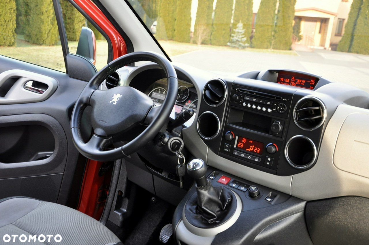 Peugeot Partner - 25