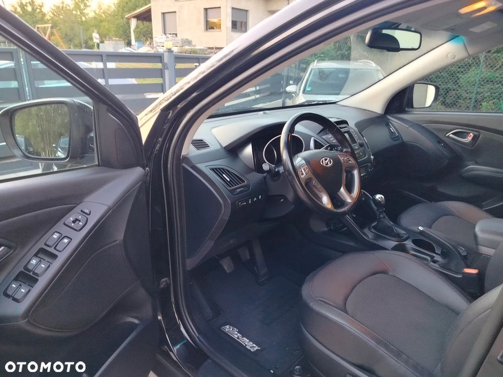 Hyundai ix35 2.0 CRDi 4WD Premium - 12