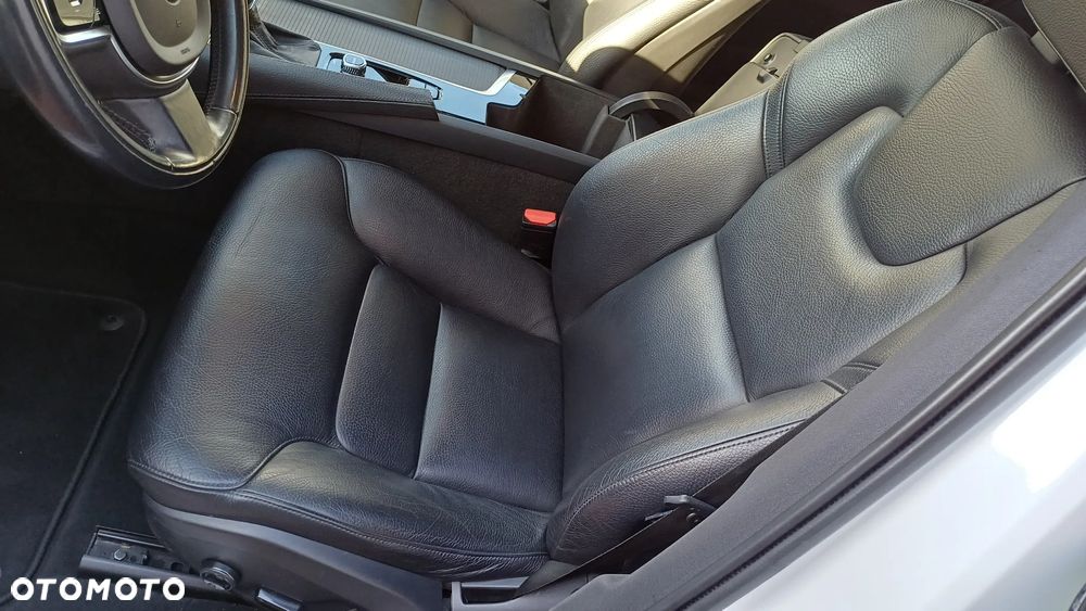 Volvo V90 D4 Geartronic Kinetic - 8