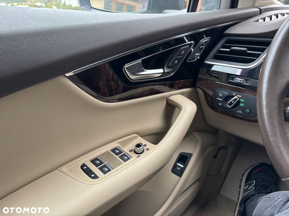 Audi Q7 - 13