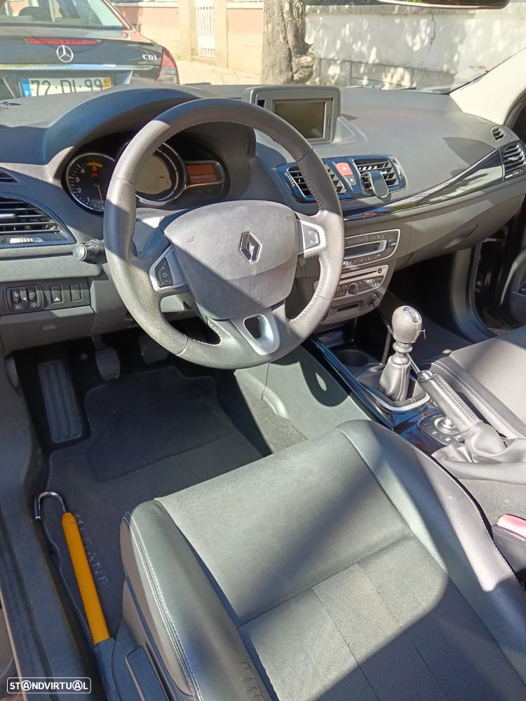 Renault Mégane Coupe Energy dCi 110 FAP Start & Stop GT Line - 1