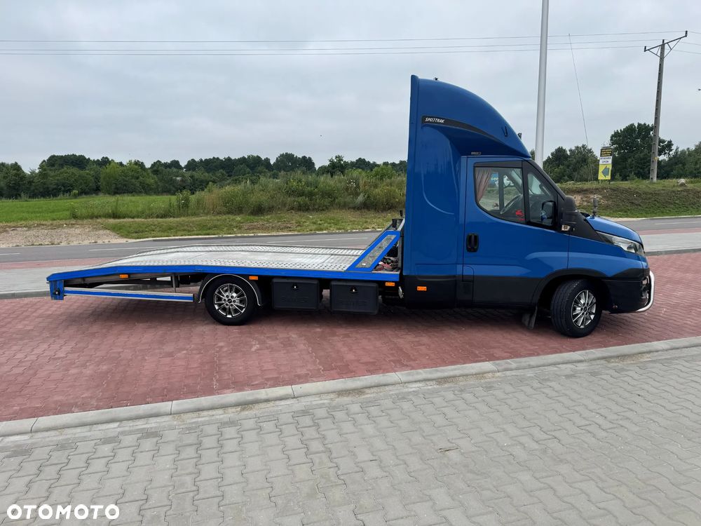 Iveco DAILY - 16