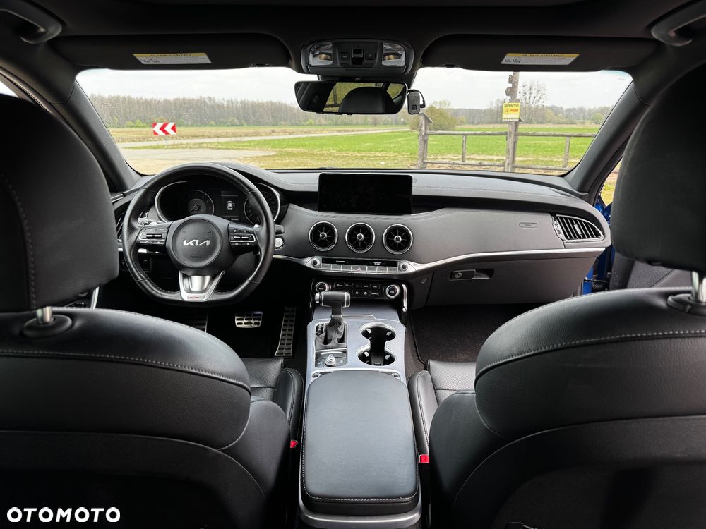 Kia Stinger 3.3 T-GDI AWD OPF GT - 17