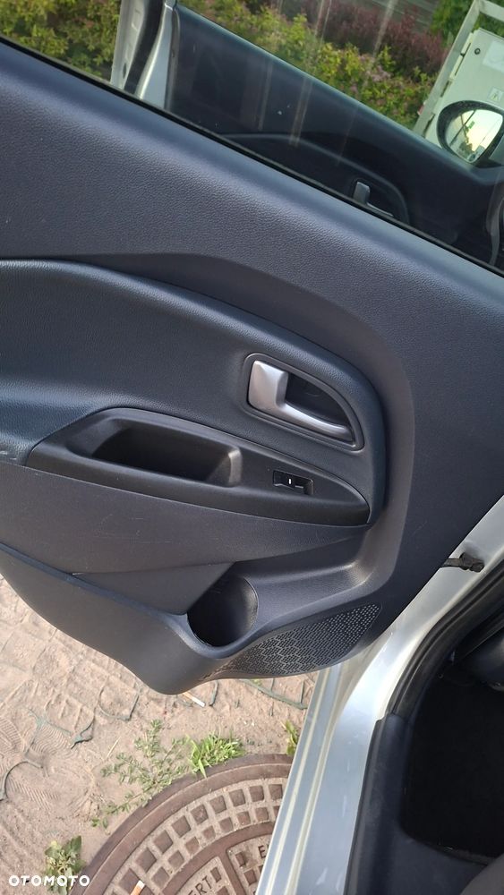 Kia Rio 1.2 XL - 10