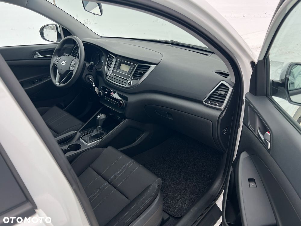 Hyundai Tucson 1.7 CRDI BlueDrive Style 2WD DCT - 19