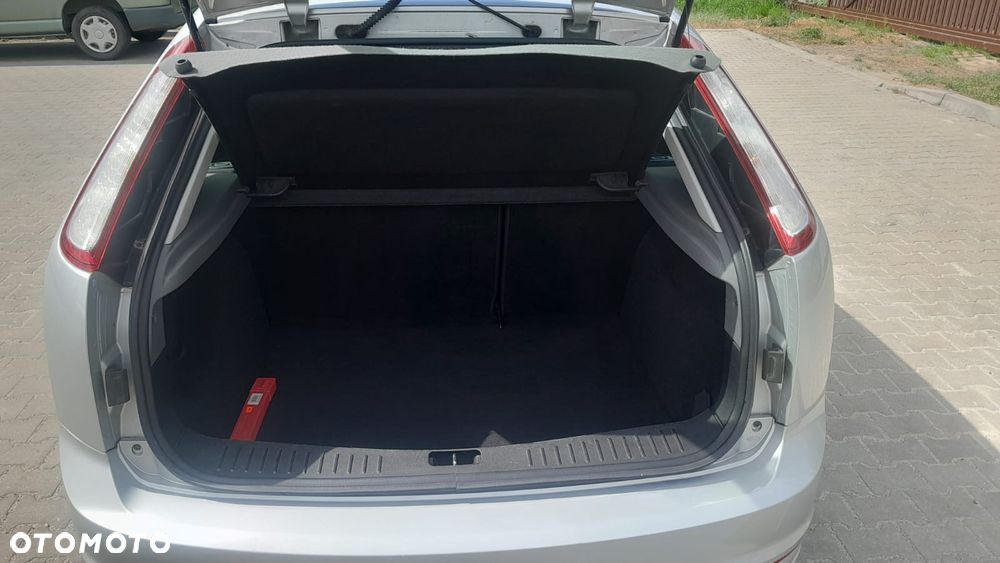 Ford Focus 1.6 TDCi Ambiente - 3