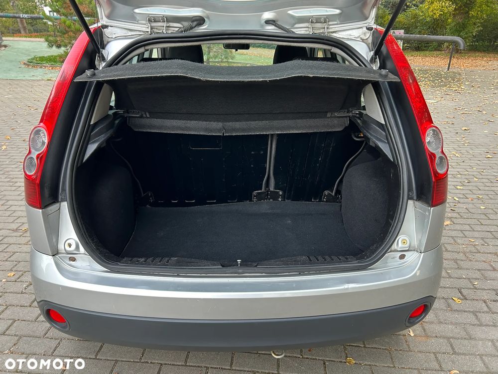 Ford Fiesta - 10