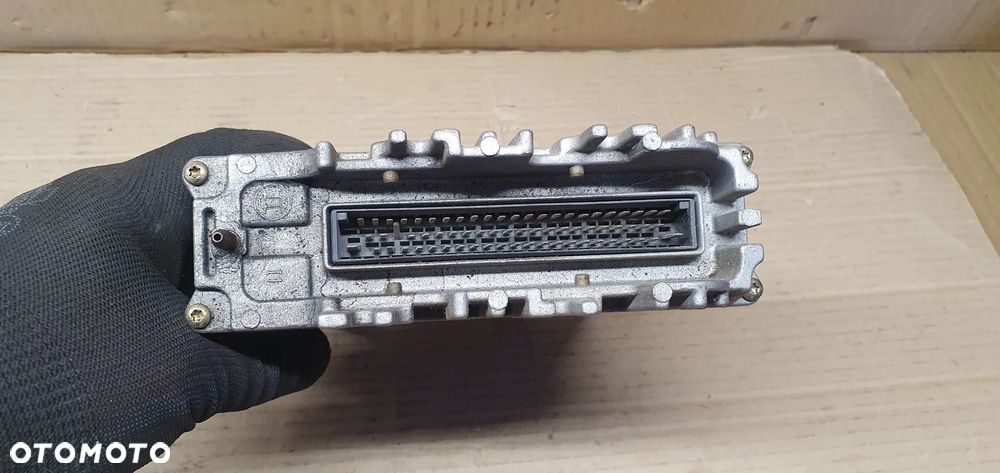 Komputer sterownik silnika Audi A4 B5 1.9 TDI 028906021F - 2