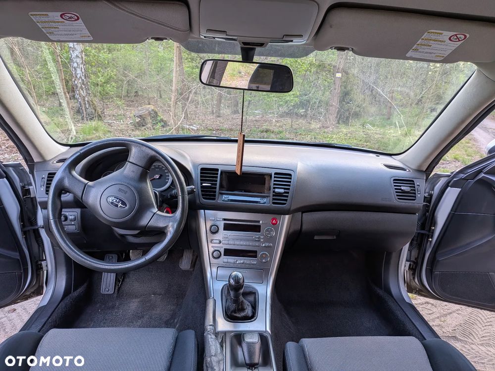 Subaru Legacy 2.0i MT - 5