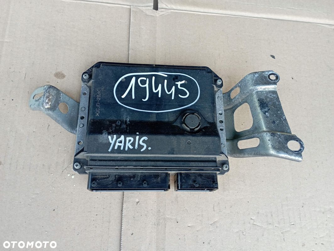 TOYOTA YARIS II 2 1.33 B STEROWNIK KOMPUTER SILNIKA 89661-0DB01 - 1