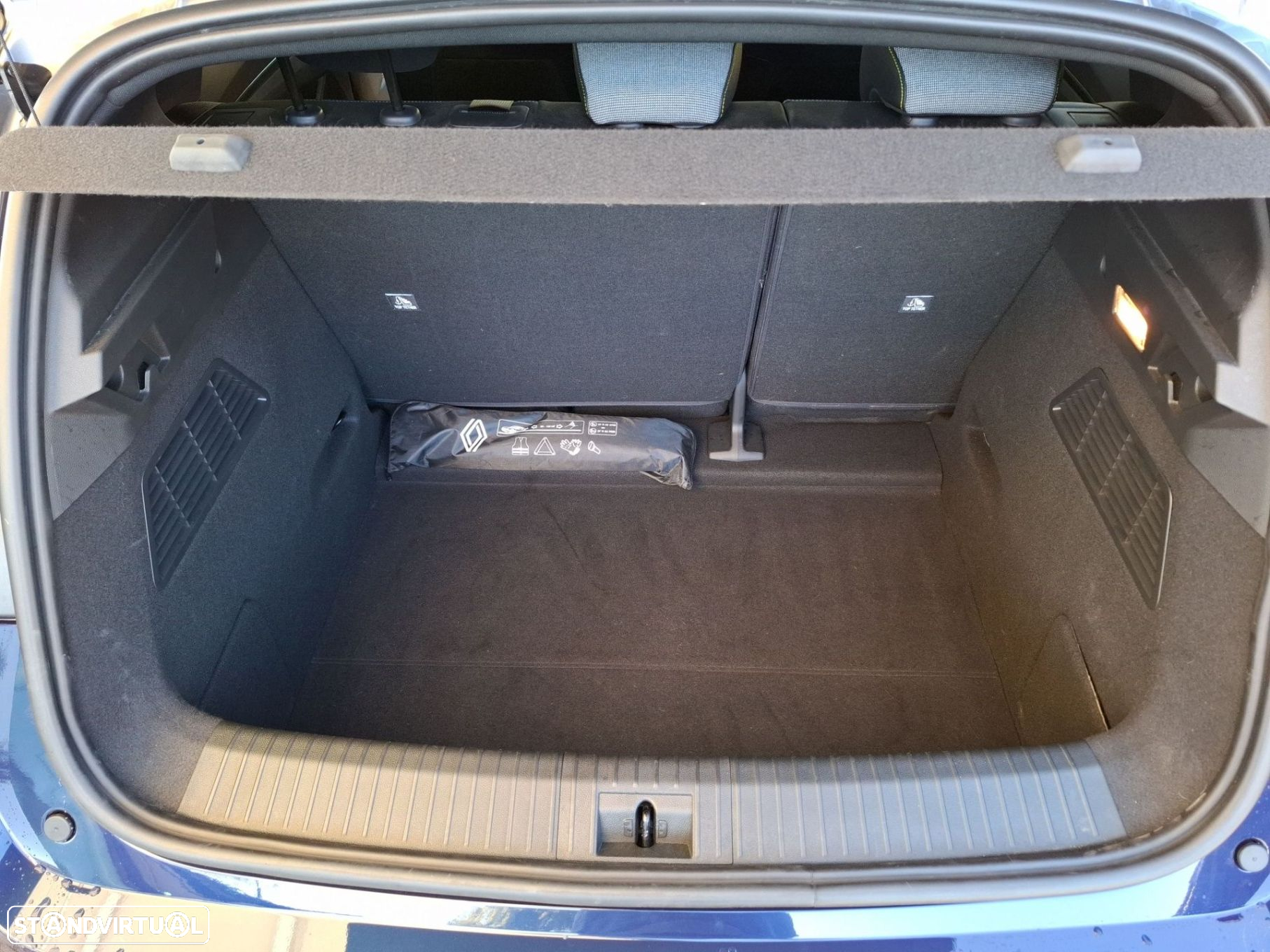 Renault Mégane E-Tech EV60 Iconic Optimum Charge - 24