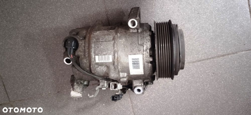 Sprężarka klimatyzacji Renault Megane III 1.6 DCI 926005211R 6SBL14C 447160-5780 - 3