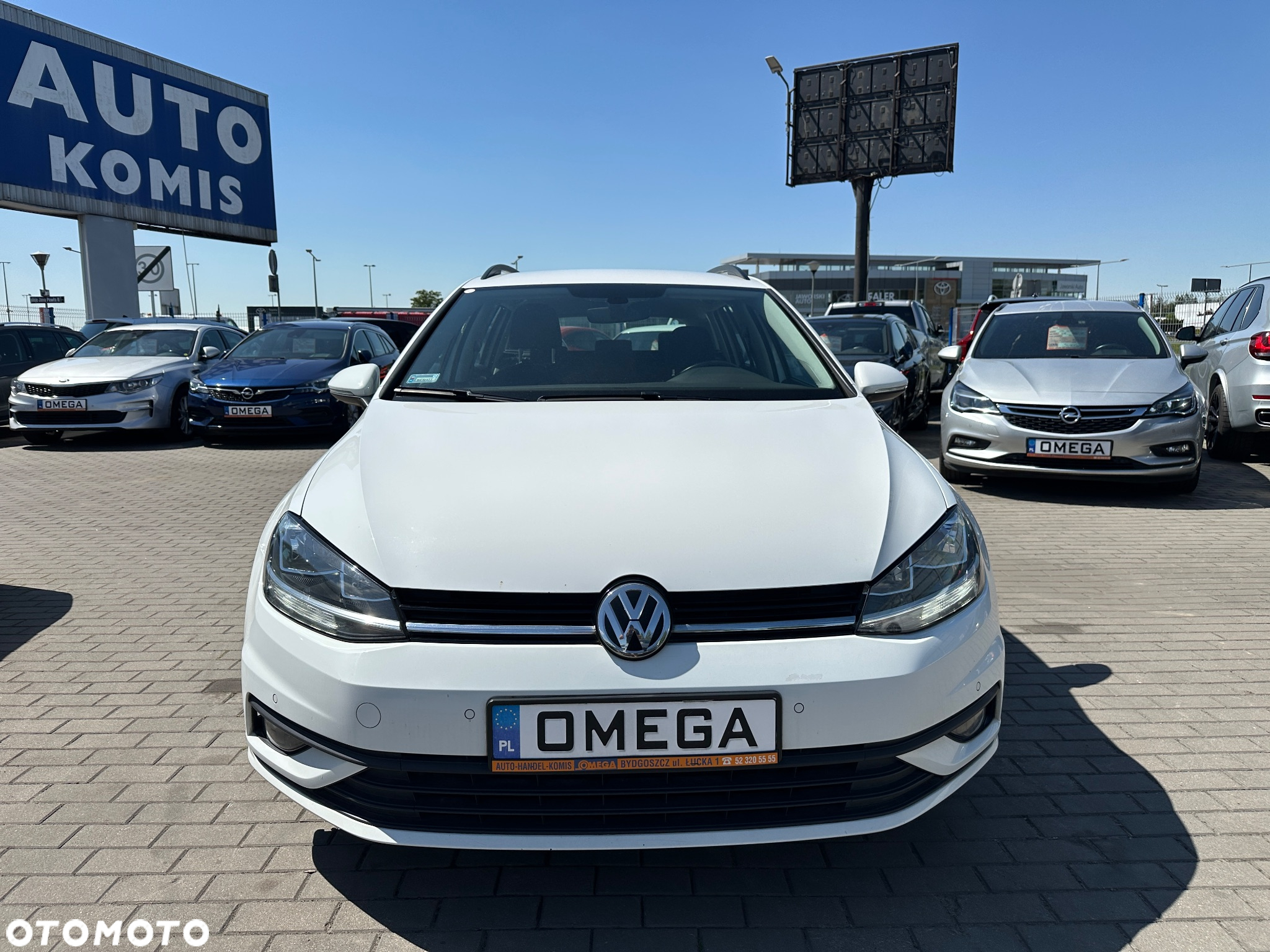 Volkswagen Golf VII 1.6 TDI BMT Comfortline - 2