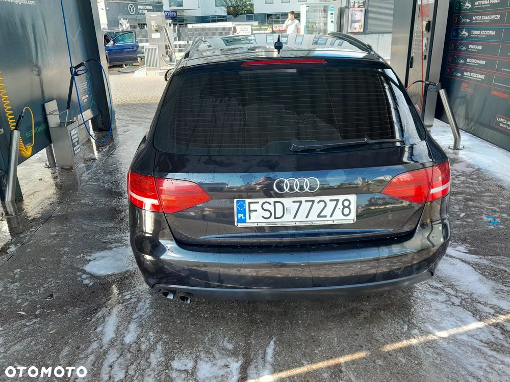 Audi A4 - 4