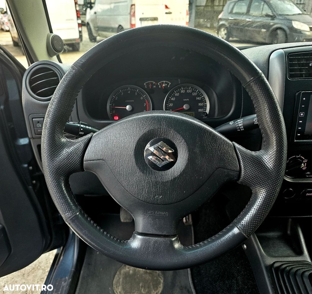 Suzuki Jimny 1.3 JLX - 21