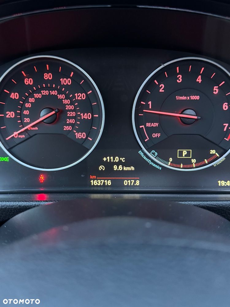 BMW Seria 3 328i xDrive - 30