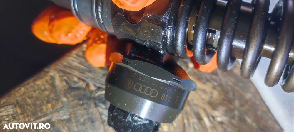 Injector, injectoare volkswagen vw golf 5 break an 2008 cod BXE cod 038130073AG - BA - 7