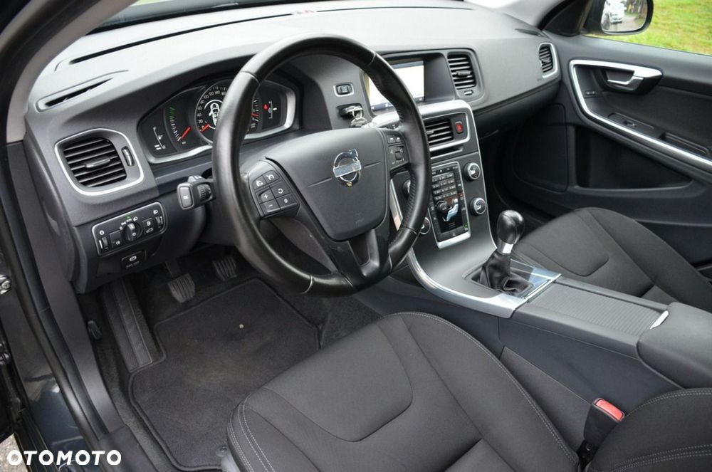 Volvo V60 - 17
