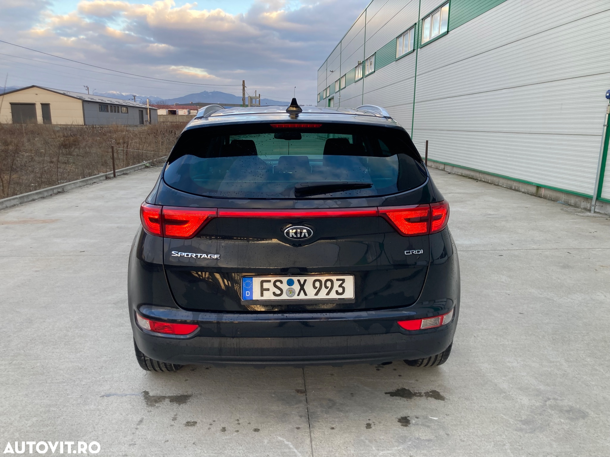 Kia Sportage 2,0 CRDI AWD Aut. Platinum - 8