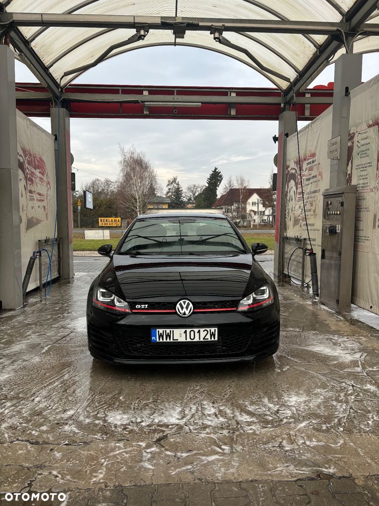 Volkswagen Golf GTI BlueMotion Technology DSG - 1