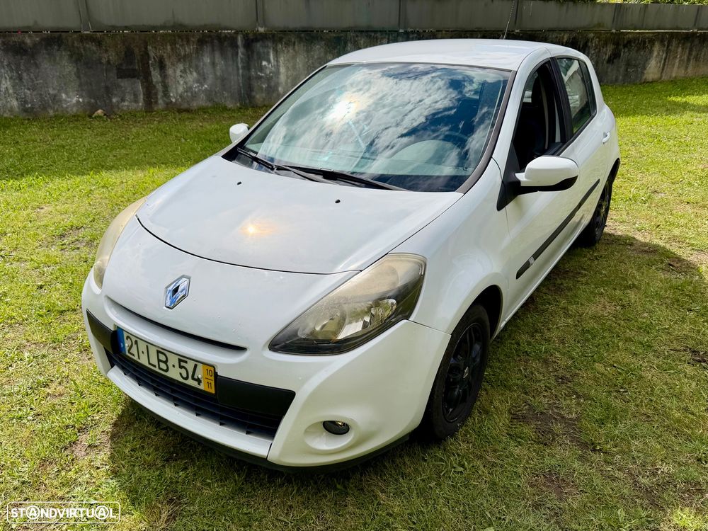 Renault Clio 1.5 dCi Dynamique S - 3