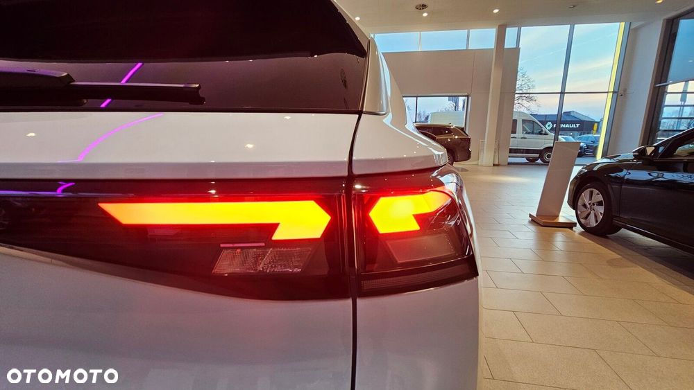 Volkswagen T-Roc - 18