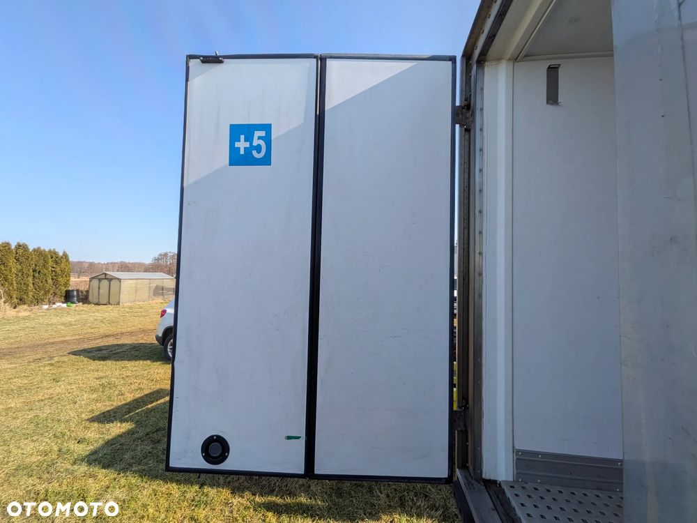 Mercedes-Benz Sprinter - 31