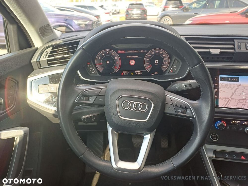 Audi Q3 - 11