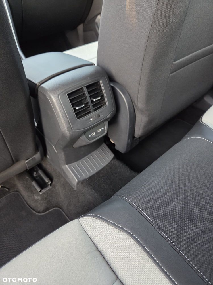 Volkswagen T-Roc 2.0 TDI SCR 4MOTION DSG Style - 14