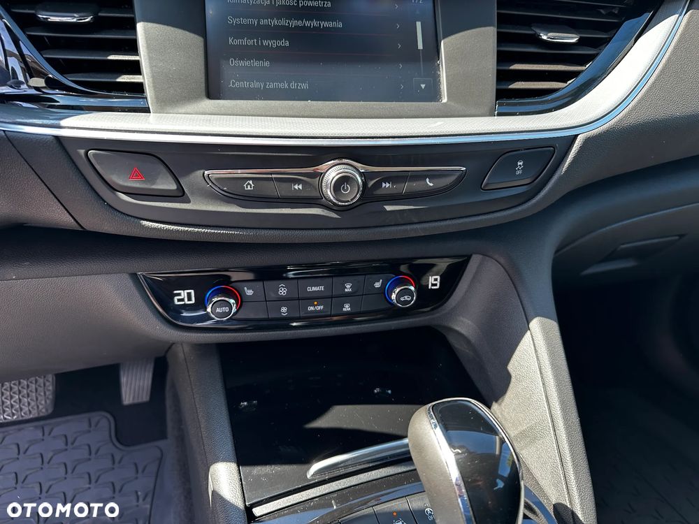Opel Insignia - 14