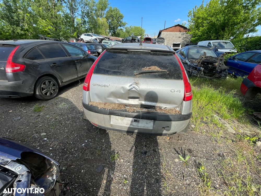 Dezmembrez Citroen C4 I Hatchback 1.6 HDi 9HZ 16V 109 CP Gri ab 2007 - 4