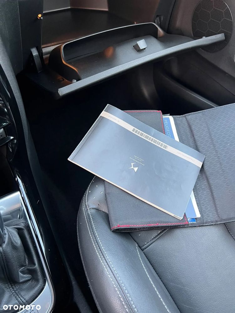 Citroën DS3 PureTech 110 Start & Stop EAT6 SoChic - 18