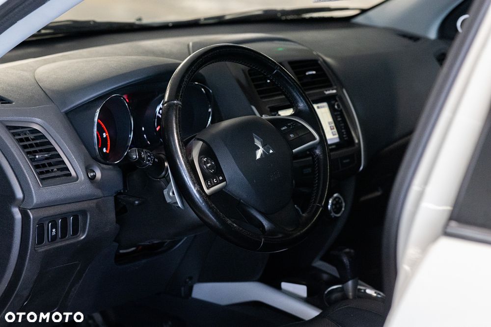 Mitsubishi ASX 2.2 DI-D 4WD Automatik Comfort Edition - 10