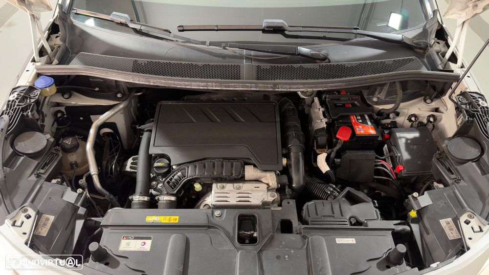 Peugeot 3008 1.2 PureTech Allure J18 - 32