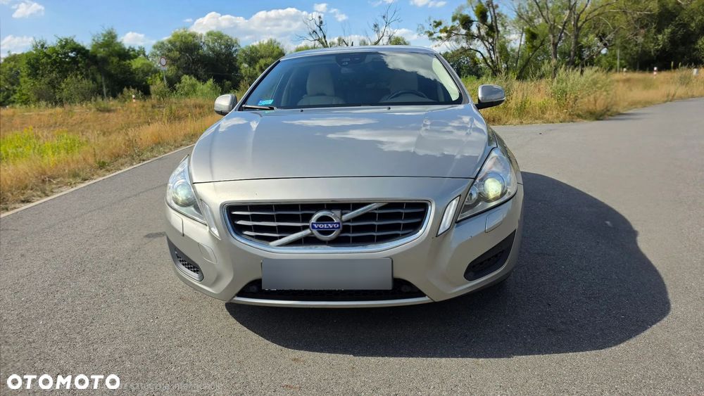 Volvo V60 D4 Momentum - 2