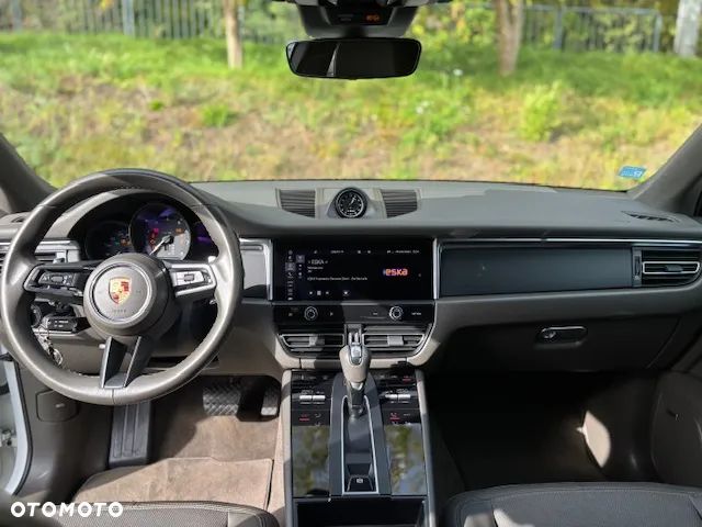 Porsche Macan - 15