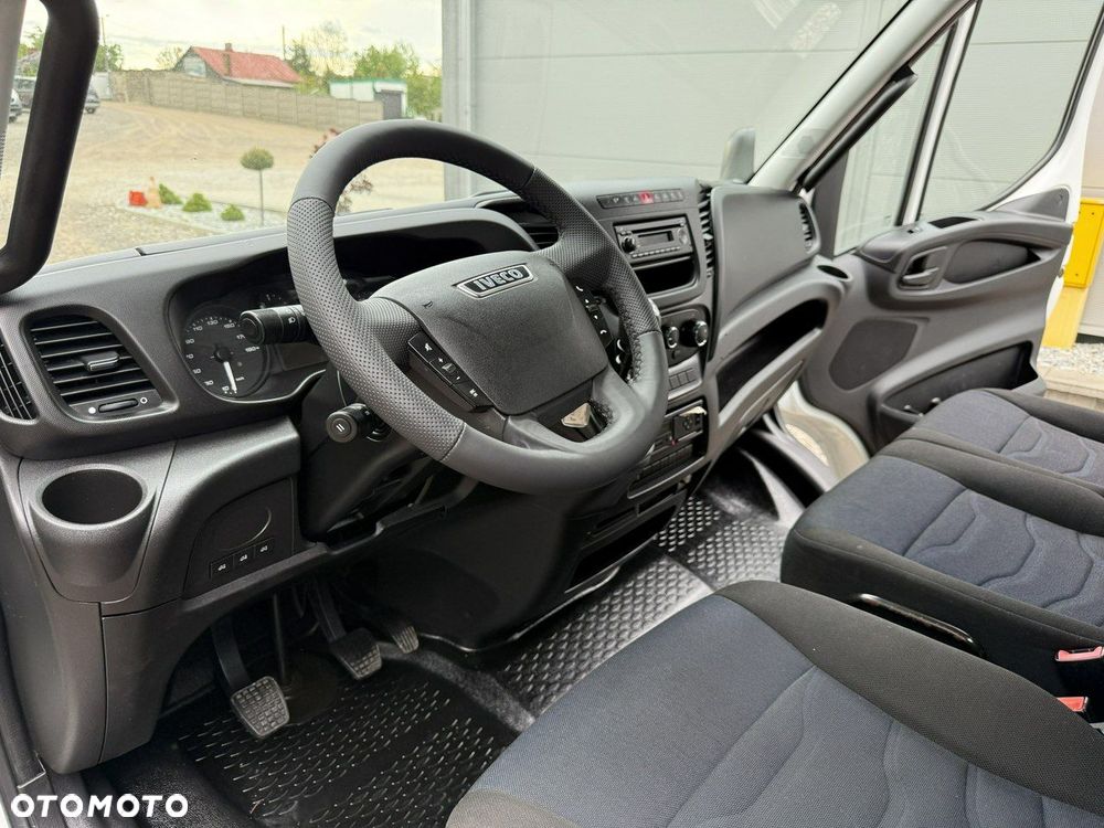 Iveco 70C18 - 10