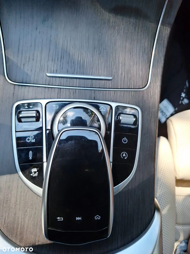 Mercedes-Benz Klasa C AMG 43 Coupe 4Matic 9G-TRONIC - 10