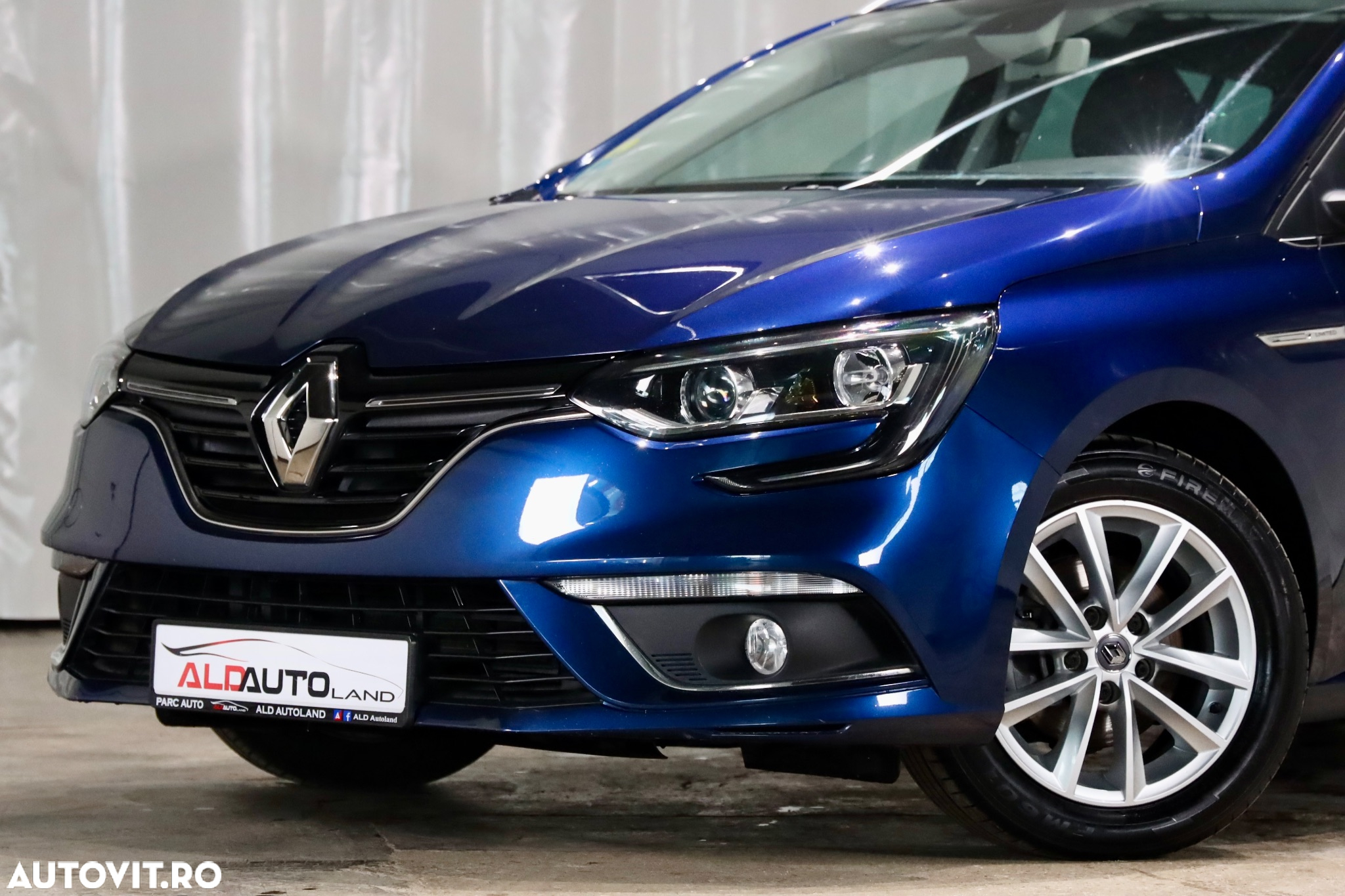 Renault Megane ENERGY dCi 110 LIMITED - 24