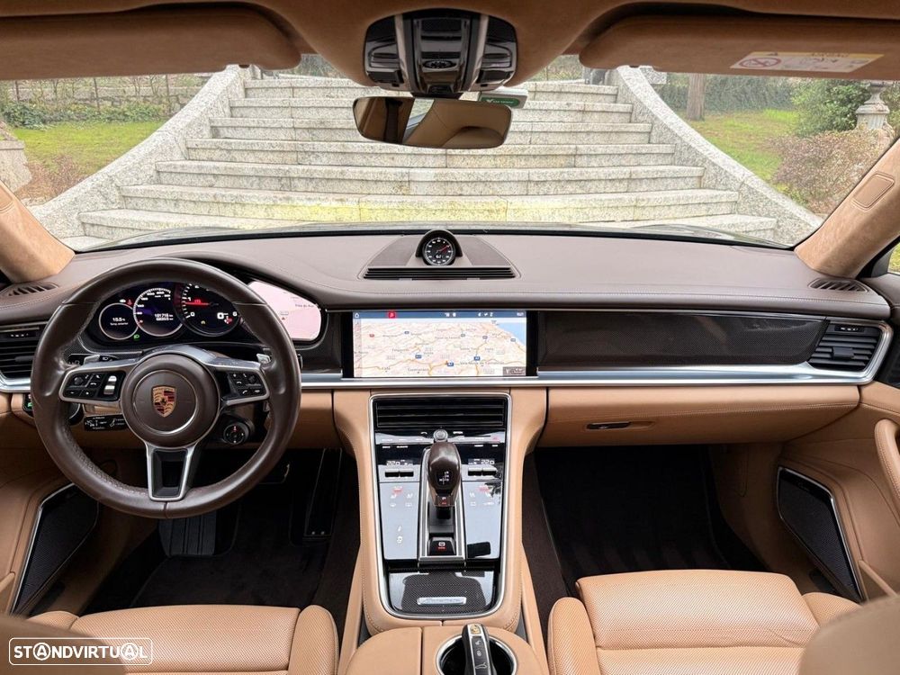Porsche Panamera 4 S - 37