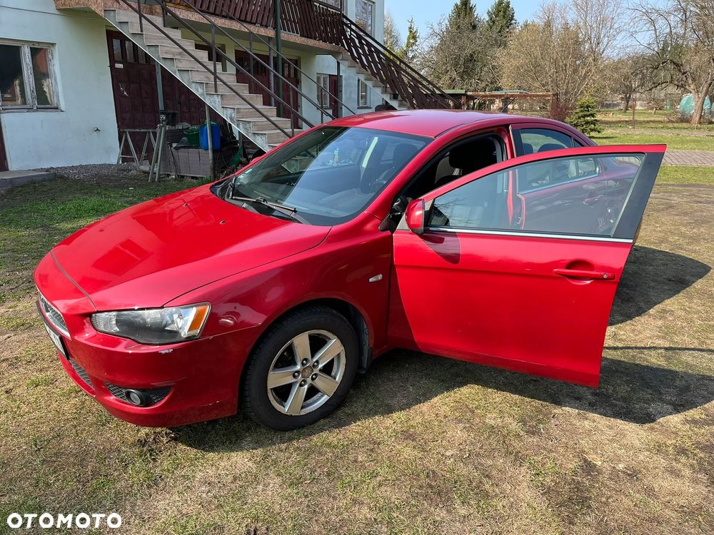 Mitsubishi Lancer 1.8 Invite - 3