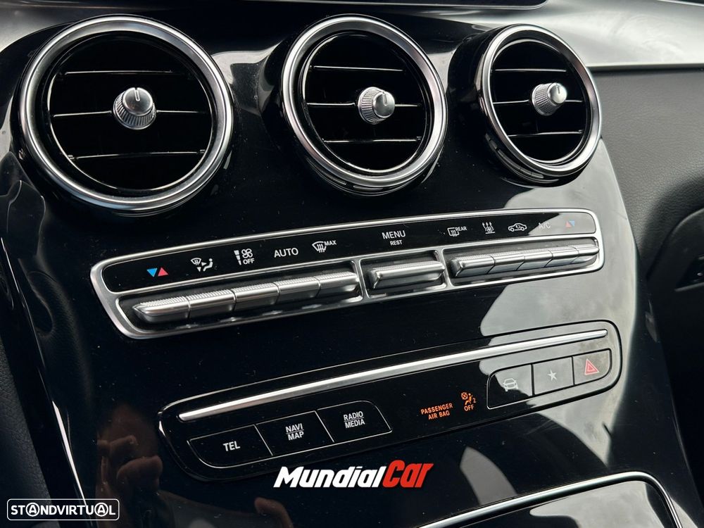 Mercedes-Benz GLC 300 e Coupé 4Matic - 27